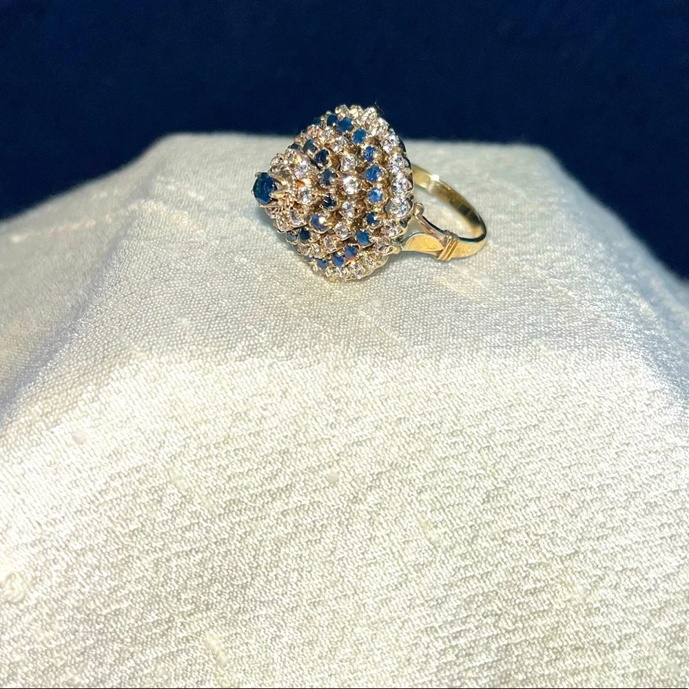 Diamond and Sapphire Ballerina Estate Ring - Picture 7 of 16